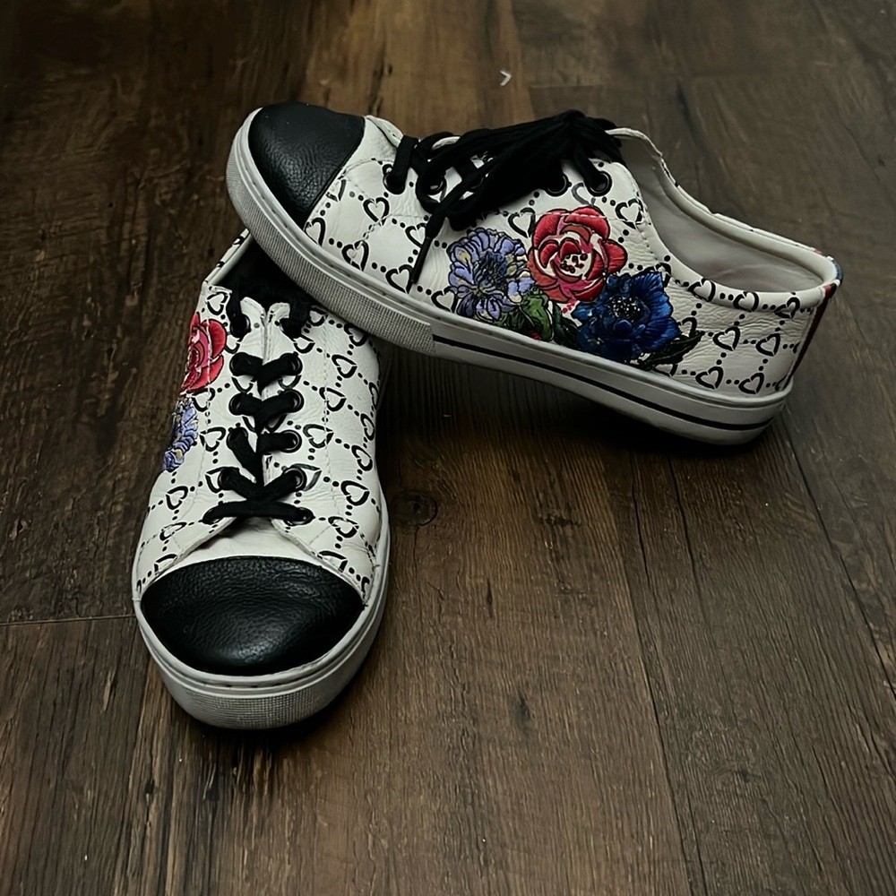 Brighton sneakers